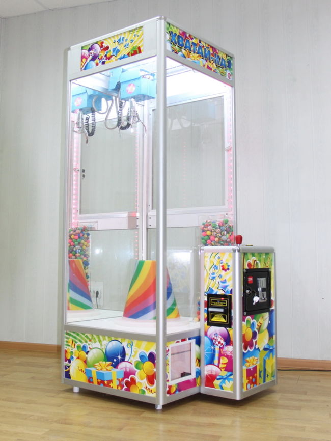 Автомат с игрушками хватайка видео